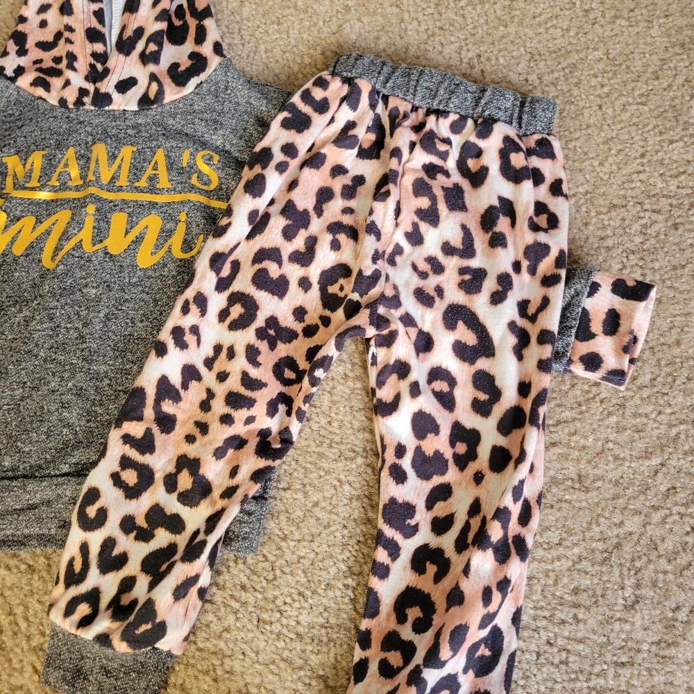 Mama's Mini Adorable 3T Girls Set - Picture 3 of 3